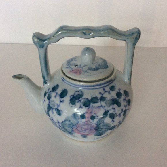 Vintage Chinese hand pa Porcelain teapot small handled marked eb - Picture 2 of 12
